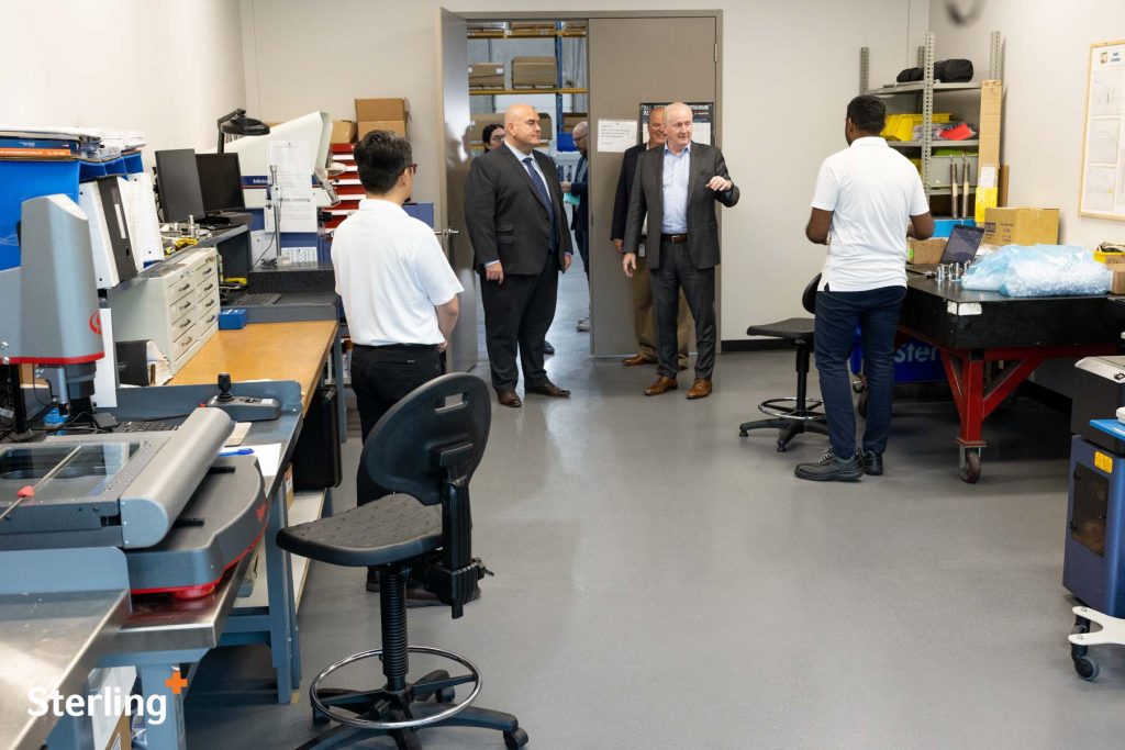 Sterling Industries, a leading medical device contract manufacturer headquartered in Vaughan, was pleased to welcome Mayor Steven Del Duca today for a tour of its advanced manufacturing facilities.