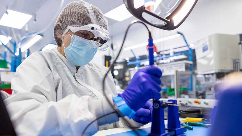 medical device assembly & manufacturing cleanroom